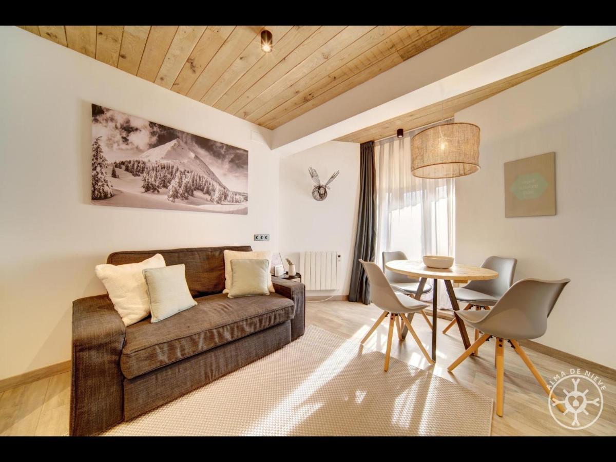 Audeth De Alma De Nieve Apartment Vielha Luaran gambar
