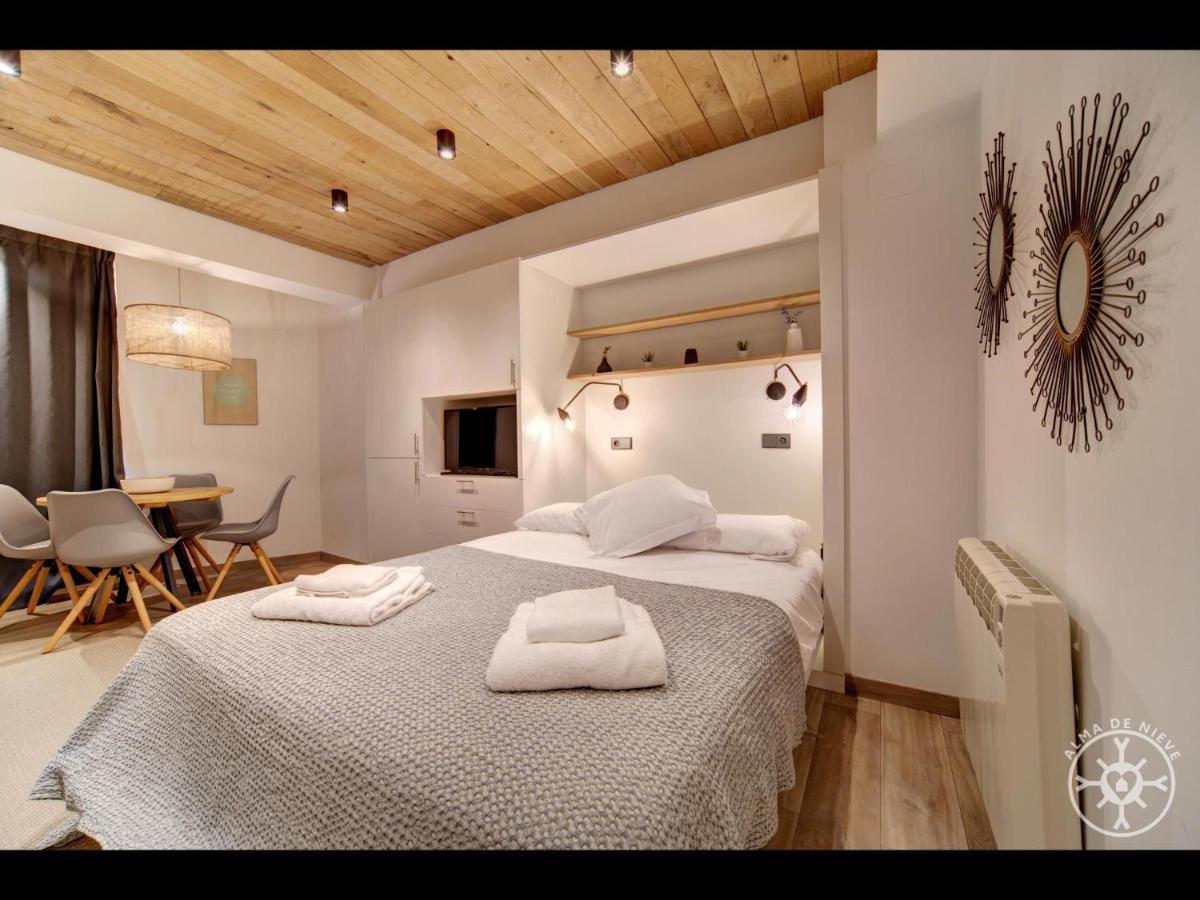 Audeth De Alma De Nieve Apartment Vielha Luaran gambar